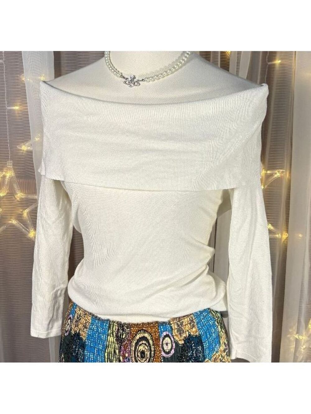 New York & Company Off Shoulder Foldover Knit Top White Long Sleeve Medium